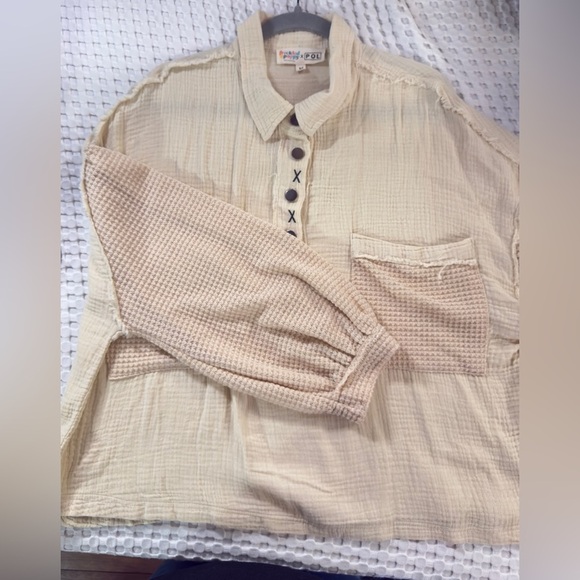 POL x Freckled Poppy Textured Henley Pullover - Picture 8 of 11